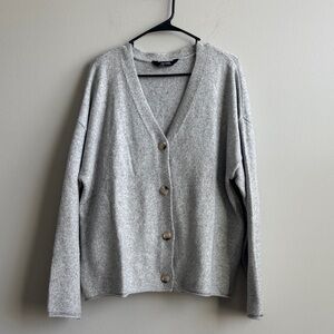 Elegant Gray Women's Cardigan